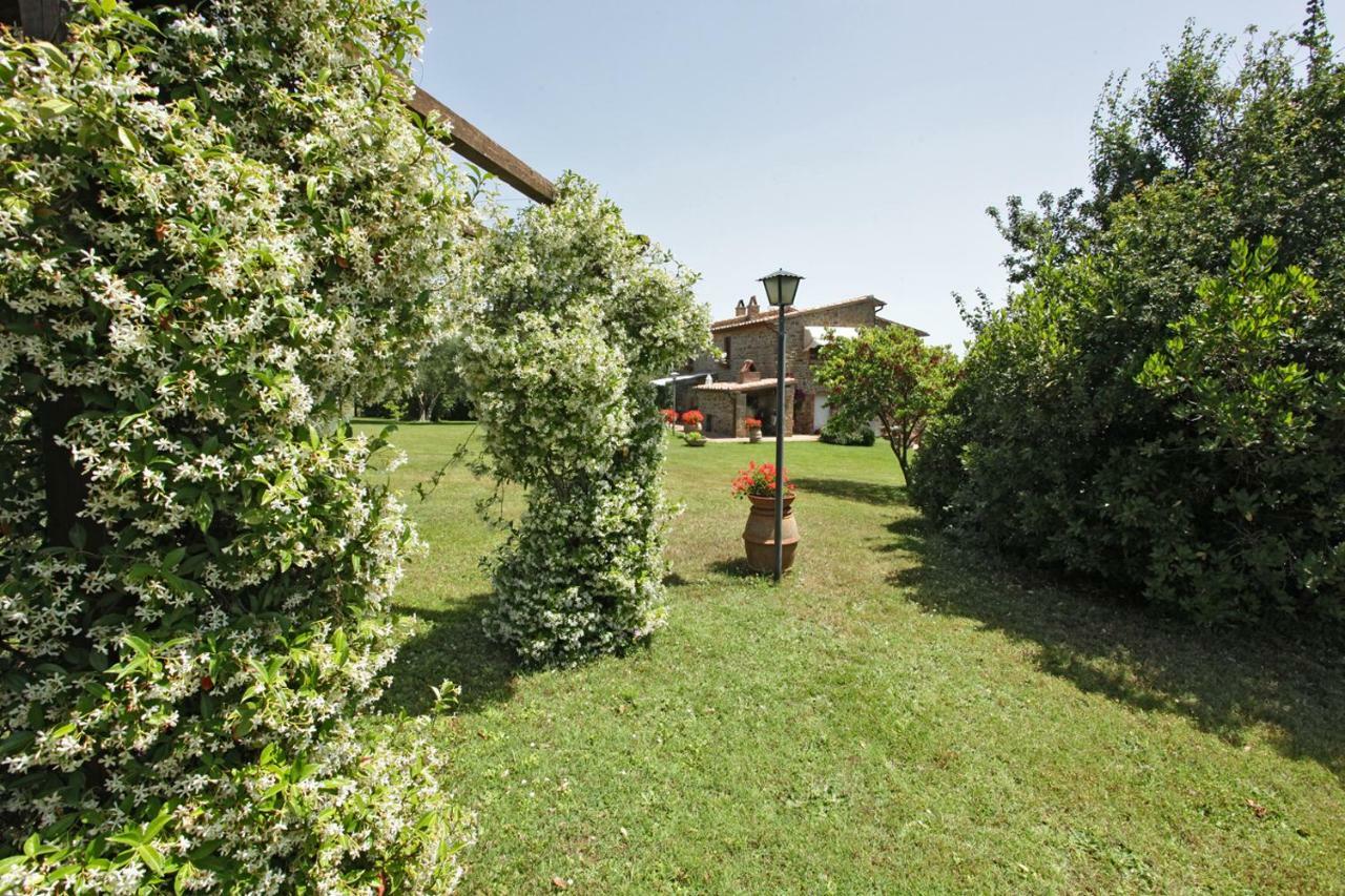 Casale Giacomini Bed & Breakfast Manciano Exterior foto